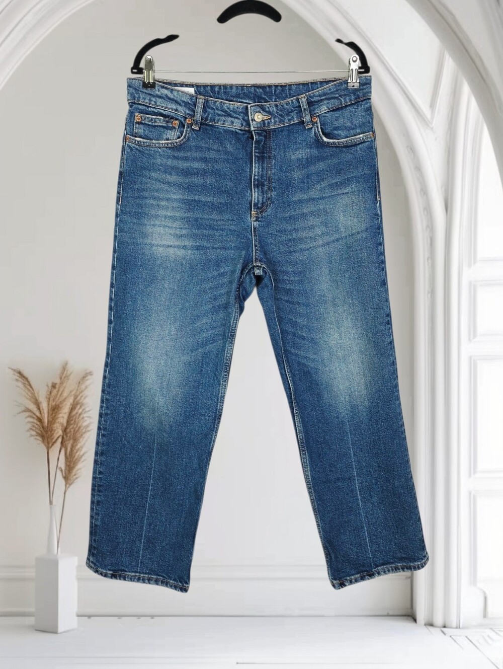 Zara Women's High Rise Straight Leg Cropped Jeans Size 12